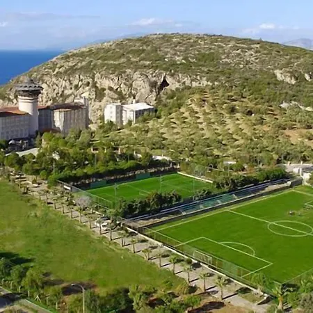 Курортный комплекс Alkoclar Adakule 5*