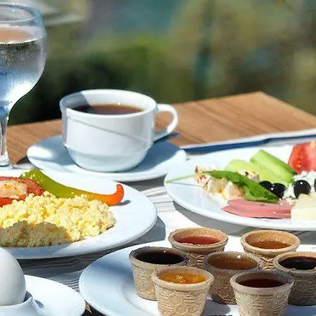 Resort Alkoclar Adakule 5*