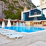 Курортный комплекс Alkoclar Adakule 5*