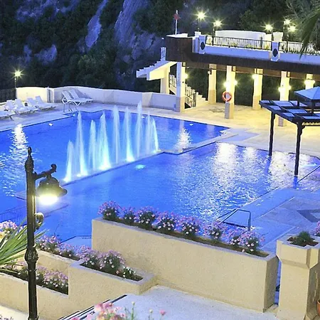 Alkoclar Adakule Kusadası