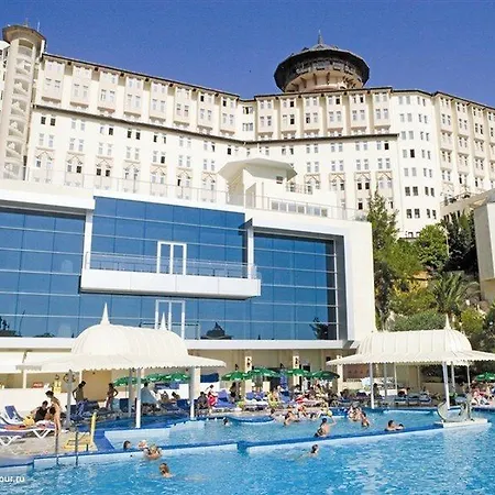 Resort Alkoçlar Adakule