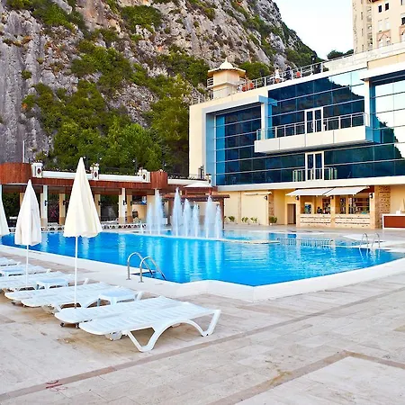 Complex Alkoclar Adakule 5*