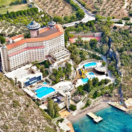 Alkoçlar Adakule 5* Kuşadası