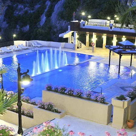 Alkoçlar Adakule 5*