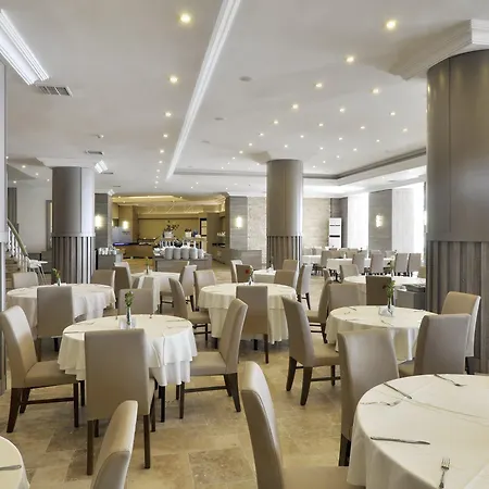 Alkoclar Adakule 5* Kuşadası