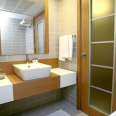 Üdülőközpont Alkoclar Adakule 5*
