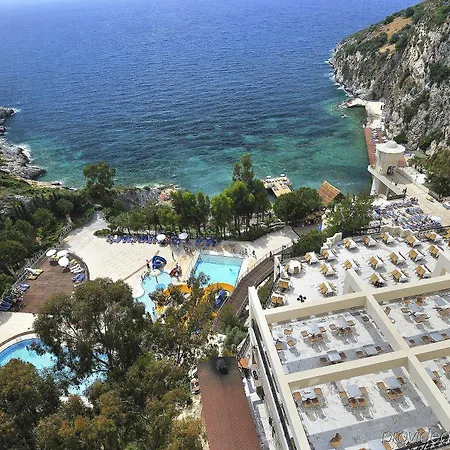 Alkoclar Adakule 5* Kuşadası