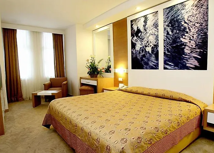 Alkoclar Adakule Semesteranläggning (resort) 5*