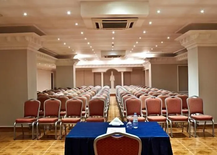 Semesteranläggning (resort) Alkoclar Adakule Kusadası