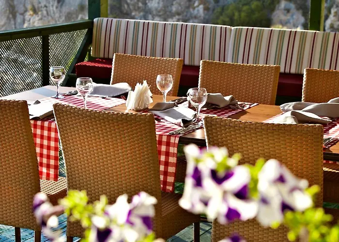 Semesteranläggning (resort) Alkoclar Adakule