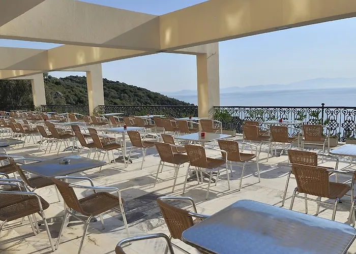 Semesteranläggning (resort) Alkoclar Adakule