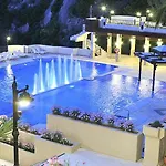 Alkoclar Adakule Kusadası